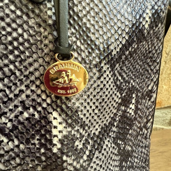 Brahmin Rare Gray Snake Print Large Duxbury Satchel - Picture 7 of 11